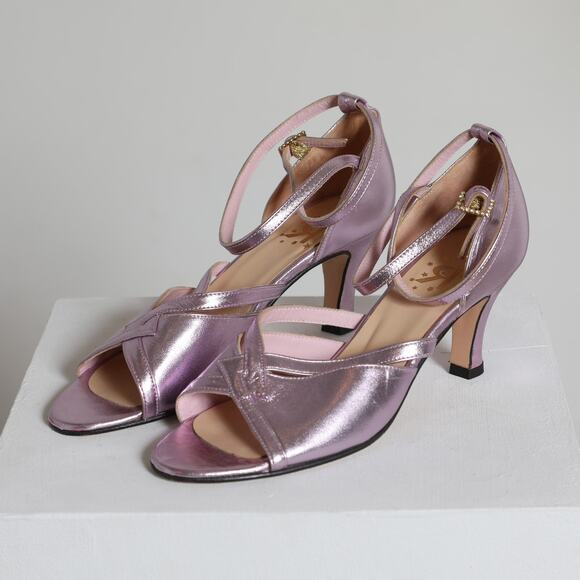RICH FASHION Lavender Metallic Open Toe Leather Sandals - Picture 3 of 7
